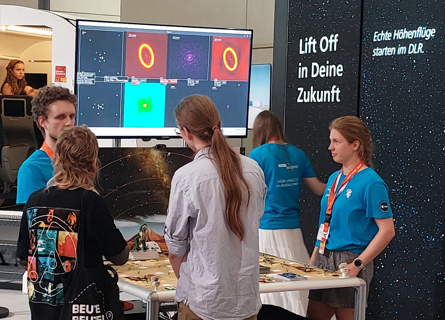 Das LEGO Modell des ALMA Interferometers.